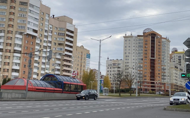 Metro Sportivnaya Flat