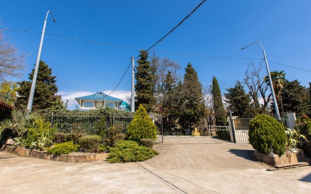 ArtHome Guest House