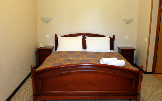 Continental Hotel