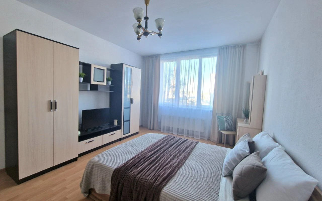 Квартира на Улице Старых Большевиков 3