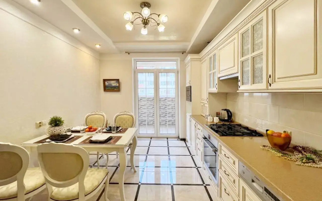 V istoricheskom rayone goroda Flat