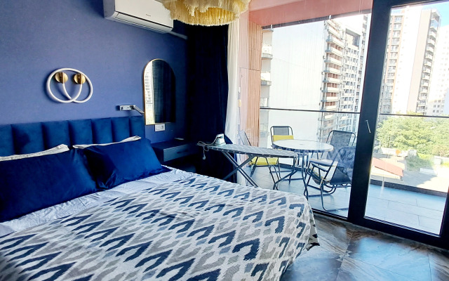 Mtrediani Art Rainbow Apartments