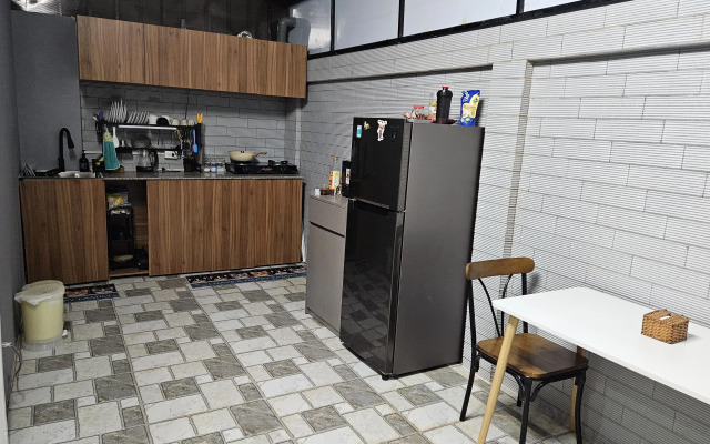 Adri Guest House