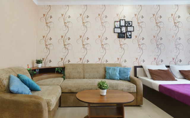 Апартаменты Квартира с Новым Ремонтом Возле Парка Галицкого