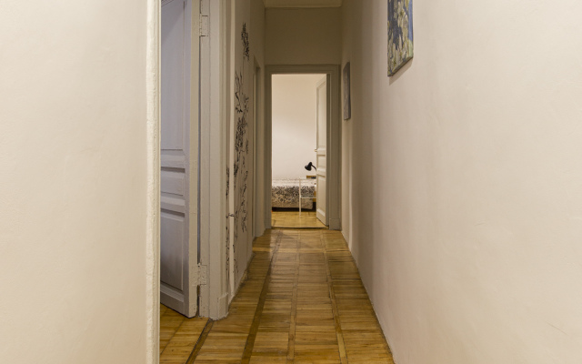 Kvartira V Gostyakh U Aktrisy Apartments