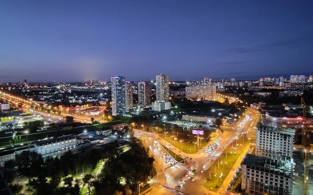 Studiya U Zh/d Vokzala Na 31 Etazhe Flat