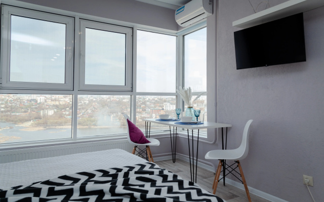 Apartamenty Birds na 23 etaze s panoramnym vidom na reku