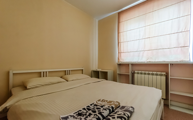 2-K Kvartira Na Lukacheva 4 Apartments