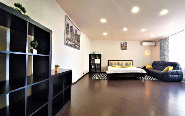 Megapolis Apartments on prospect Revolyutsii 9A