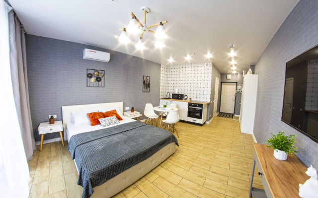 Sovremennaya Studiya Ryadom S Parkom Yunnatov Apartments