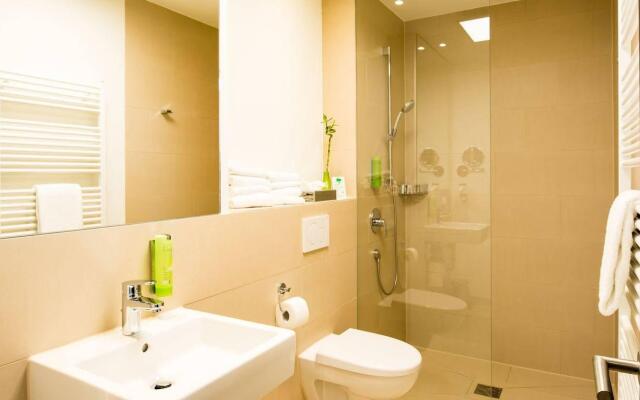 sevenDays Hotel BoardingHouse
