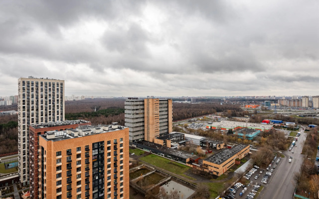 Chetyrekhkomnatnaya Dizainerskaya Vidovaya Flat