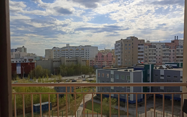 Na 6 Etazhe Na Ulitse Ordzhonikidze Apartments