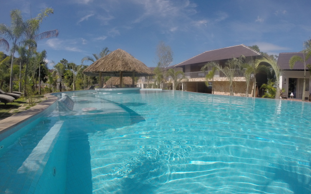 Le Forest Resort