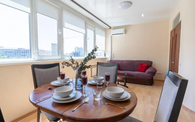 Na Avrorovskoy Flat