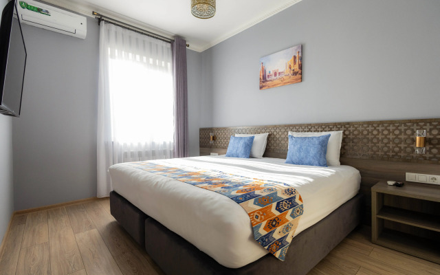Khan Samarkand Hotel