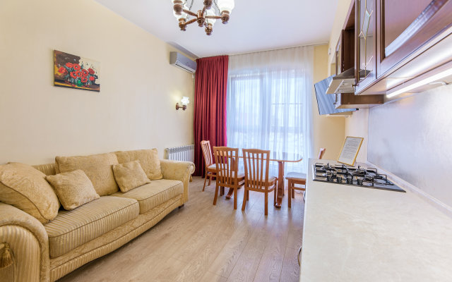 Pervaya Liniya Naberezhnoy Apartments