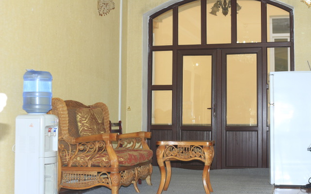 Life Hotel