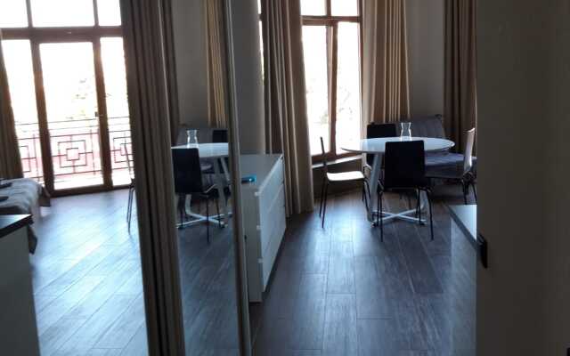 U Sergeya 1 Apartments