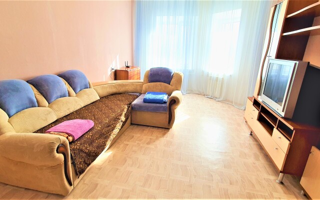 Апартаменты Домашний Уют на Улице Зверева 44