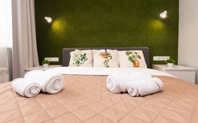 Green Grass from Home24 Apartments