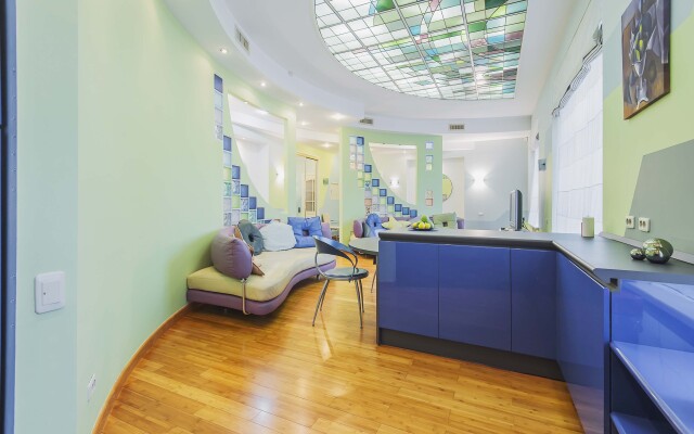 Квартира GM Apartments Дизайнерские 4-х комнатные у метро