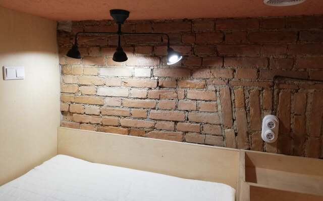 Three Narzana 1 Apartments