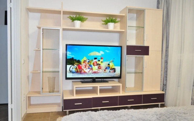 Квартира светлая двухкомнатная