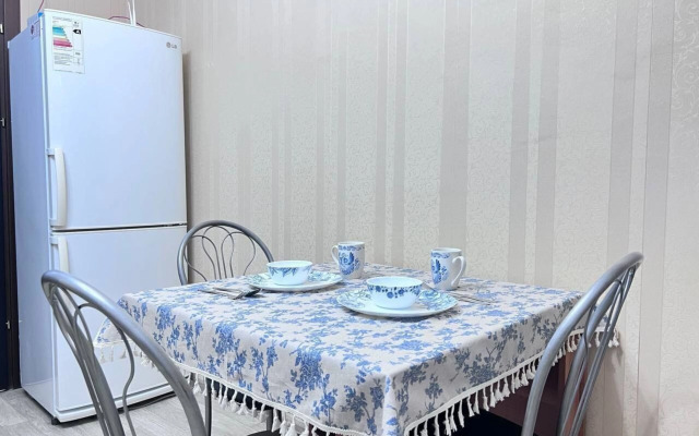 Na Prospekte Traktorostroiteley, 56 K1 Flat