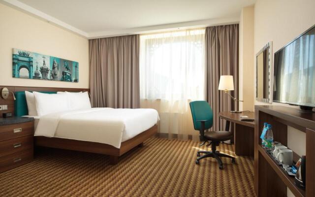 Hampton By Hilton Saint Petersburg ExpoForum Hotel