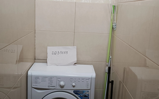 Квартира 3-ех комнатная в 5-тм минутах пешком от метро