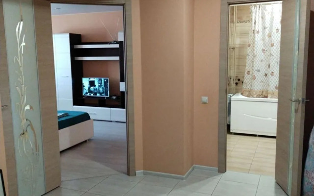 Na Ul. Tukhachevskogo, 80 Flat