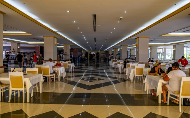 Grand Cortez And Spa Resort