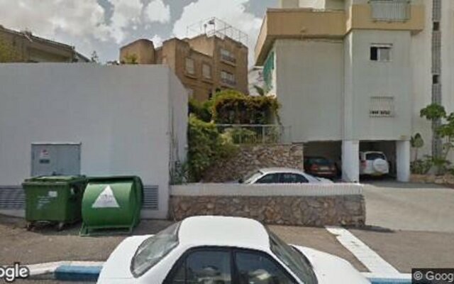 Апартаменты Studio in the Heart of Haifa