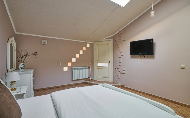 Dvukhetazhnye Na Tverskoy V 5 Minutakh Ot Kremlya Apartments