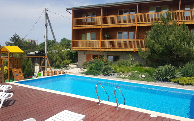 Kaplya Yantarya Guest House