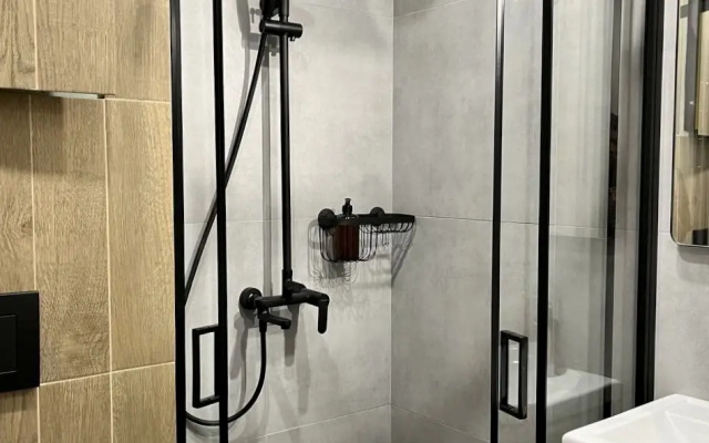 Apartamenty Upiter 1 na Krasnoj radom s Central'noj plosad'u, Krytym rynkom i Gospitalem na Krasnoj 12