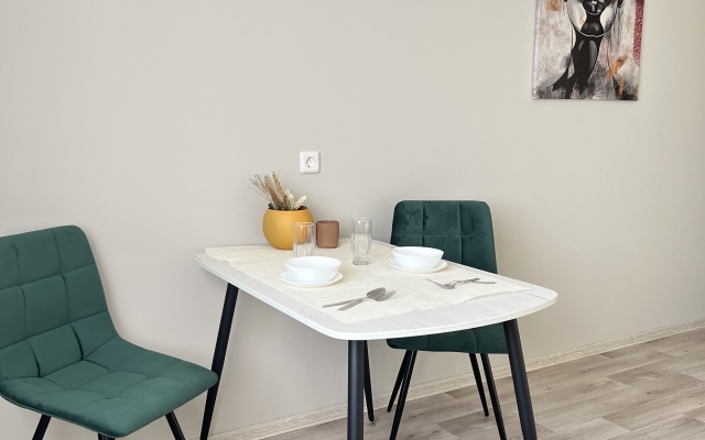 V Tsentre Lomonosova 167 Flat