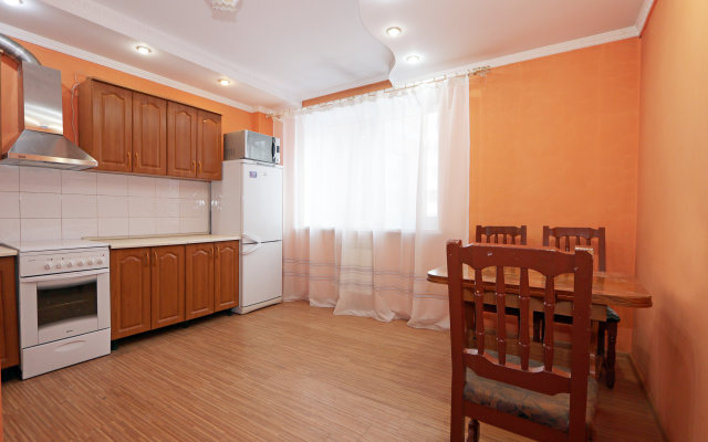 V Shelekhove 6 Flat