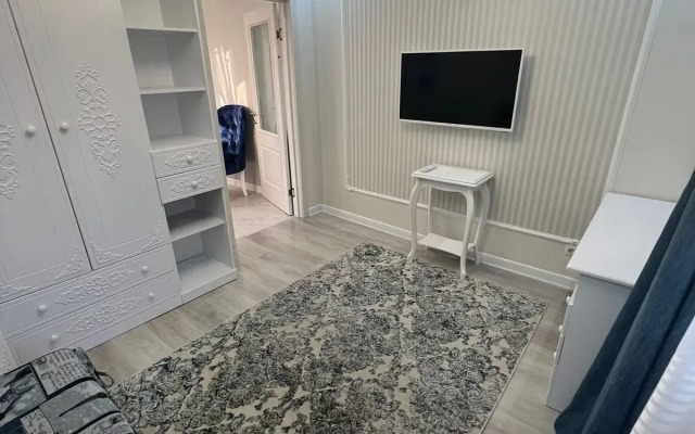 Апартаменты на Навагинской 1