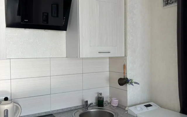 Studiya Milan S Vidom Na More Flat