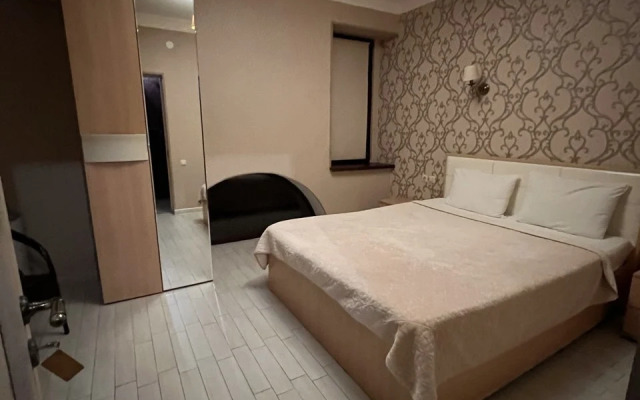 Old Pitius Apartments