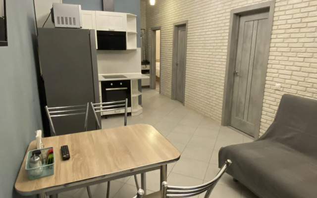 Апартаменты Классические с Балконом Уютный Дом на Смольной 44