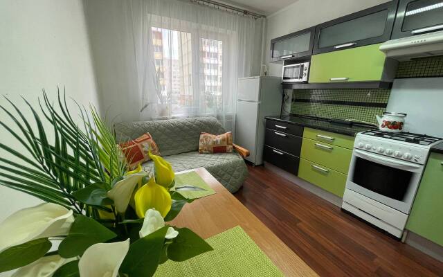 Tutuyutno Na Volotovskoy Nezhny Iris Flat