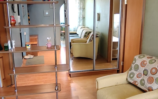 Квартира 3-комнатная на Строителей 37