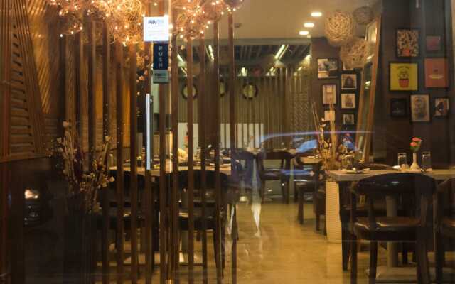 The Avenue Hotel Ballygunge
