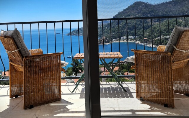 Serena Suites Flat