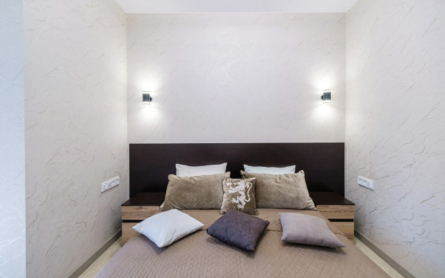 Luxury v Tsentre Sochi Flat