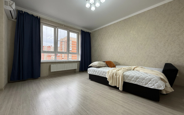 Апартаменты двухкомнатные Разведчиков 8/3