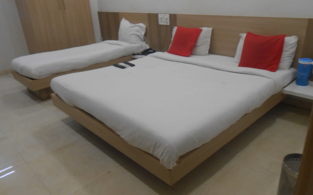 Отель Balaji Inn Hotel Nasik